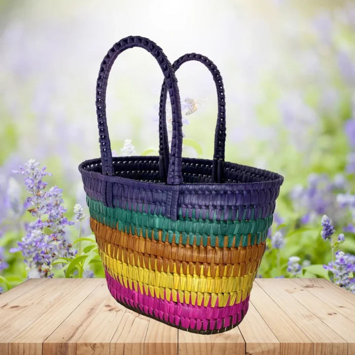 Exquisite Woven Market Bag – Vibrant Palmyra Leaf Design - Image 6