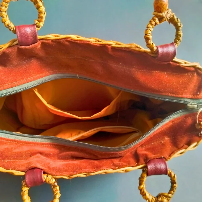Exquisite Rush and Reed Hand Bag with Rich Beads Handles - Image 5