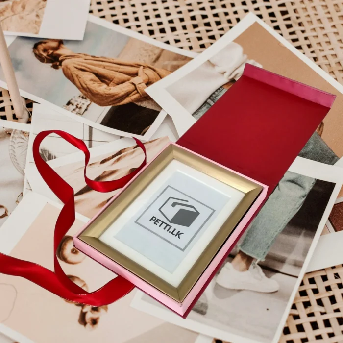 Elegant Photo Frame Gift Box – Stylish & Protective - Image 2