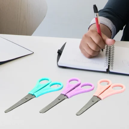 Safe & Easy-to-Use Kids Scissors – Perfect for Little Hands (Medium)