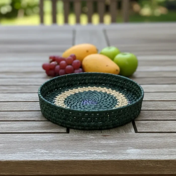 Palmyra tray - 7 inch Green Small Green Palmyra Tray – 7x1 inch - Image 1