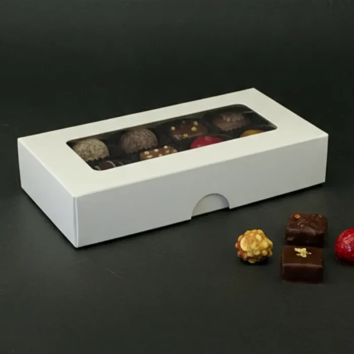 White Chocolate Box - 8 pieces - Image 2