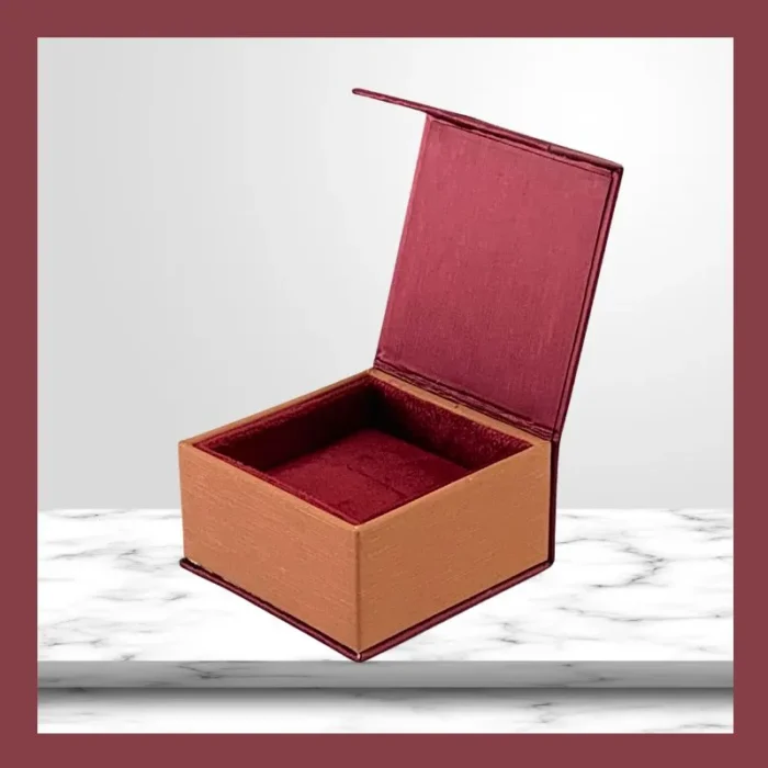 Red & Orange Cardboard Ring Box