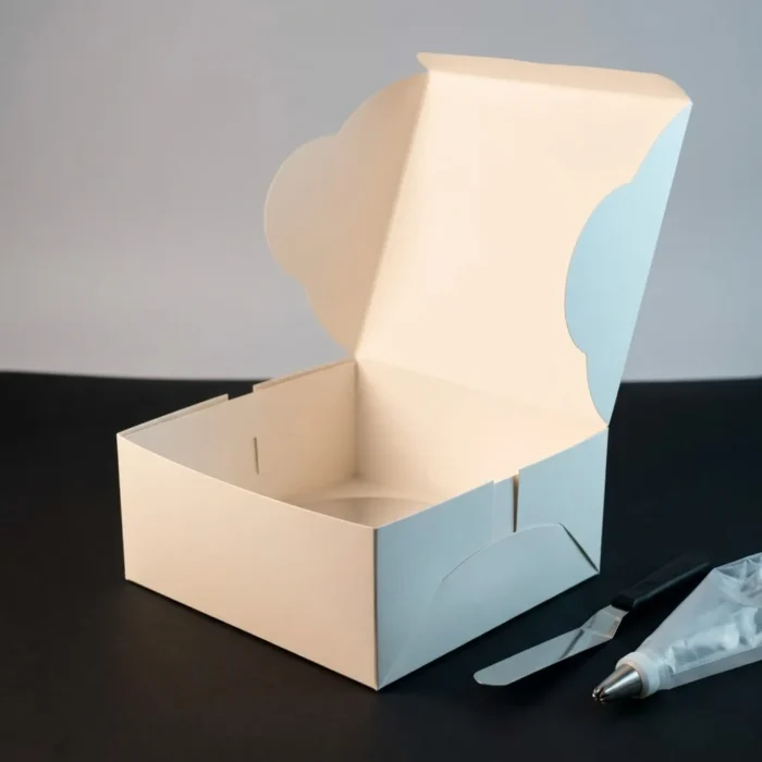 10x10x4 inch white cake box made from premium 350gsm ivory board